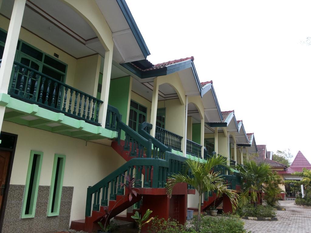 Pasir Putih Resort Bengkulu Habitación foto