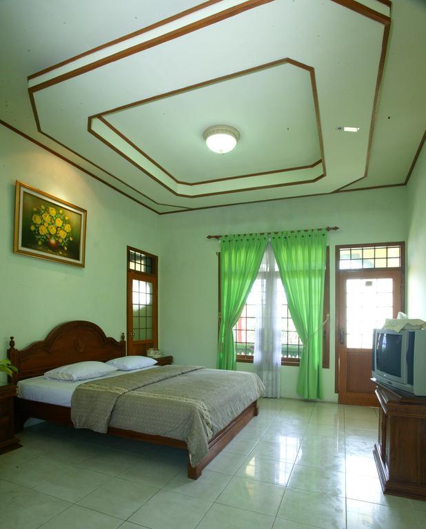 Pasir Putih Resort Bengkulu Habitación foto